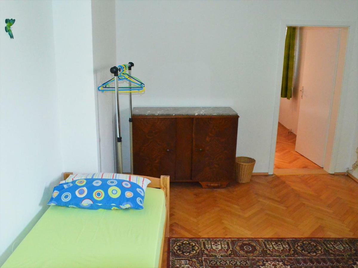 Apartman Rosa Pirovac Eksteriør bilde